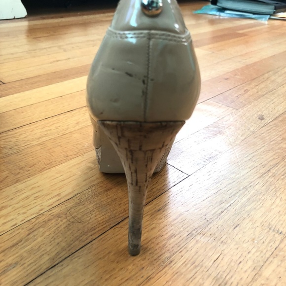 Guess Size 8.5 Platform Stilettos - Picture 2 of 4